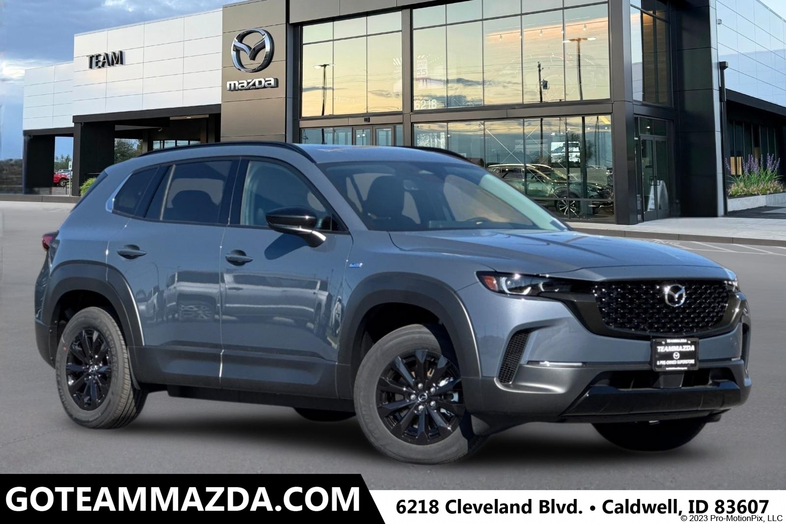 2025 Mazda CX-50 Premium's photo