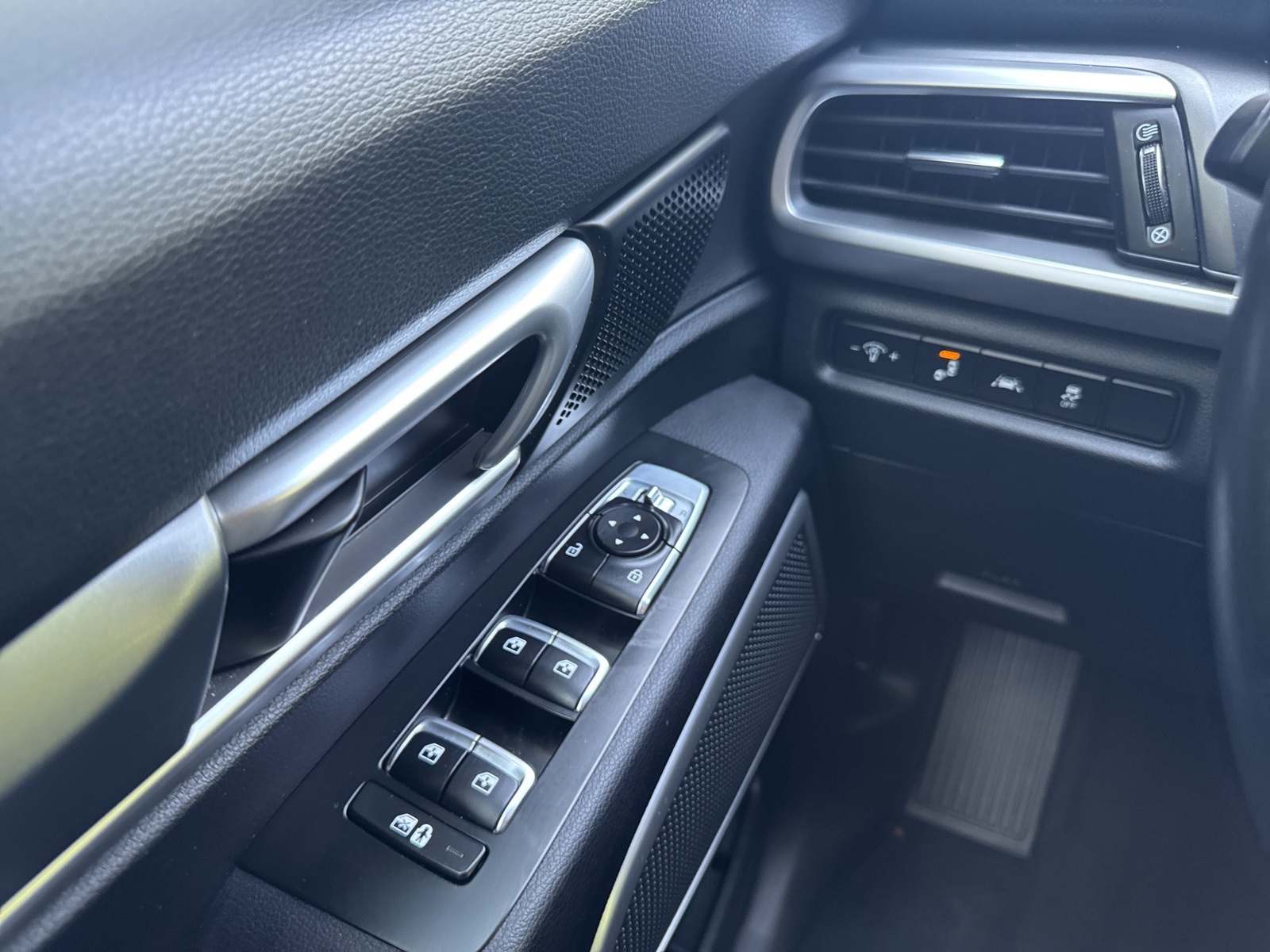 2021 Kia Telluride S photo 37