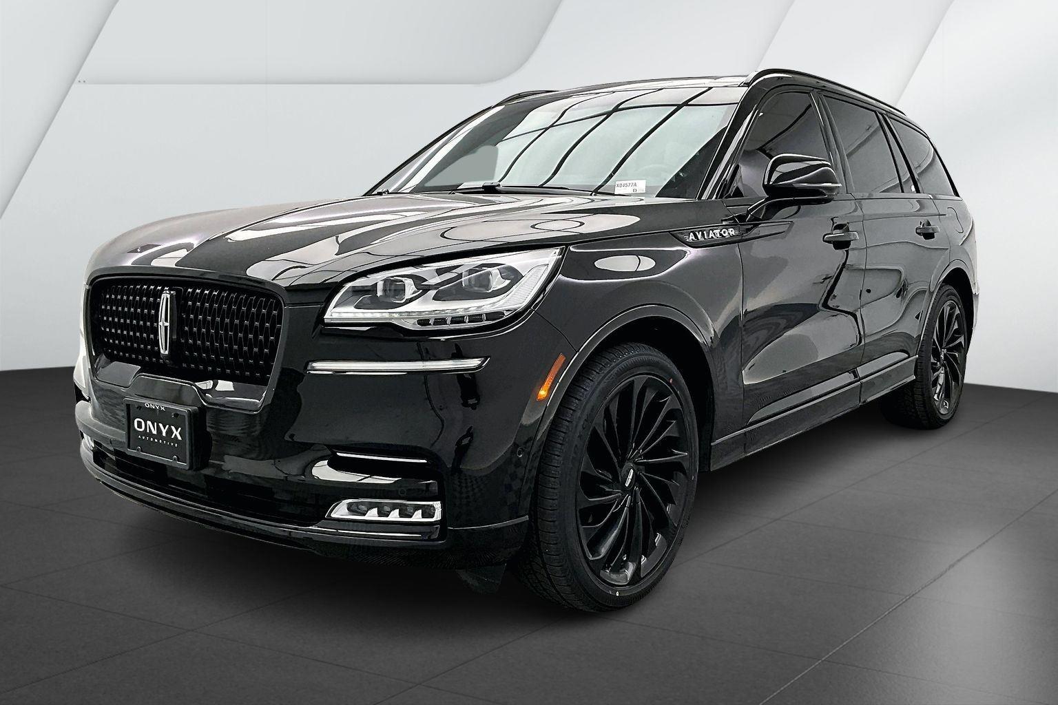 2023 Lincoln Aviator Black Label's photo