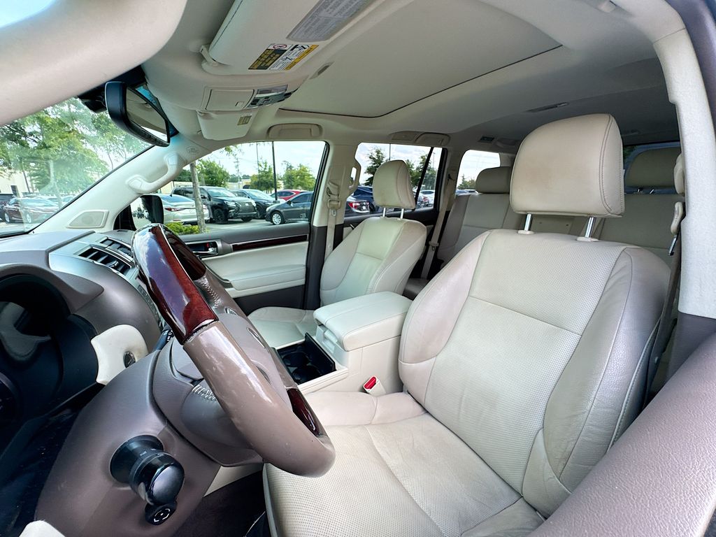 2018 Lexus GX 460 photo 4