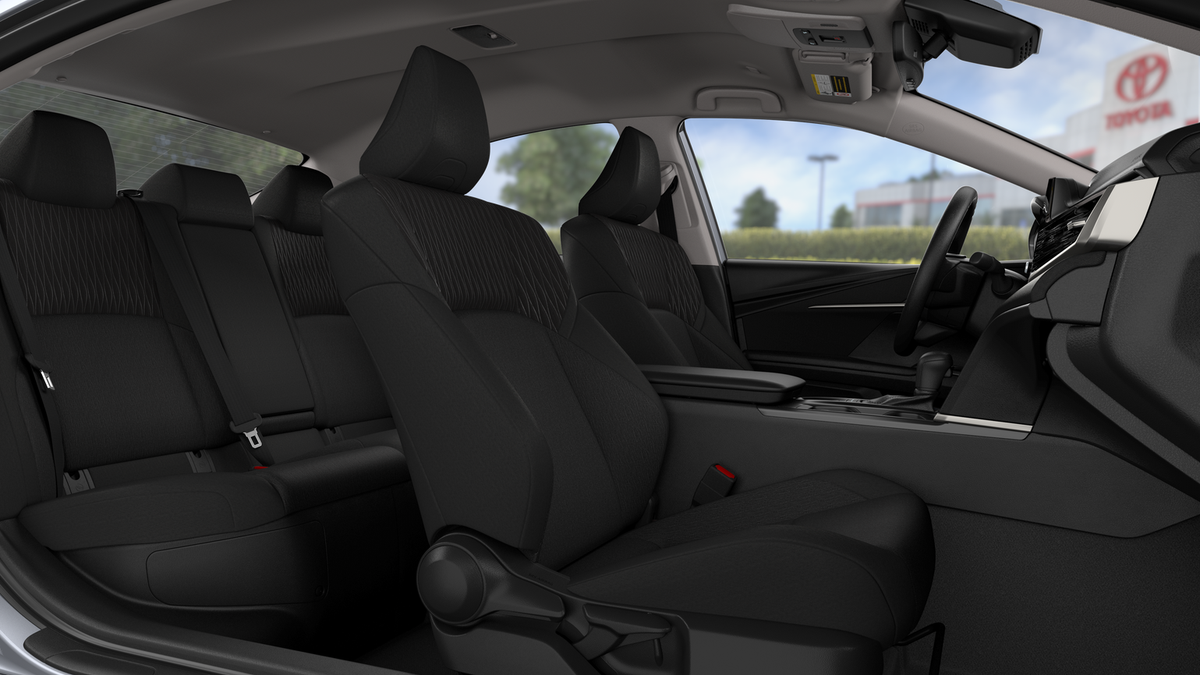 2025 Toyota Camry LE photo 19