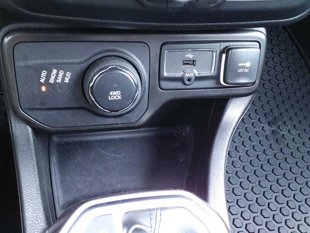 2022 Jeep Renegade Latitude photo 9