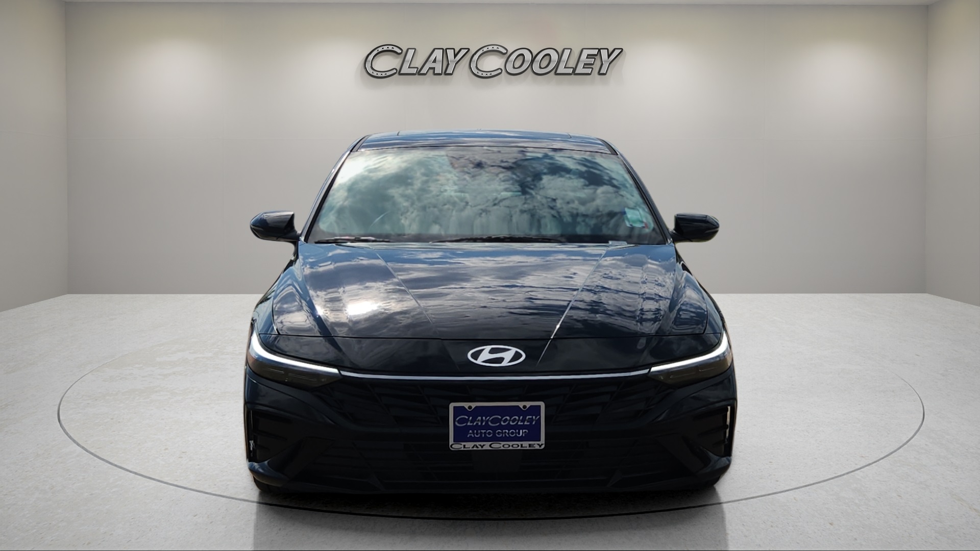 2025 Hyundai Elantra Limited photo 8