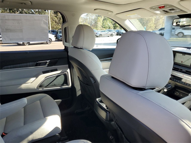 2025 Kia Telluride EX photo 29