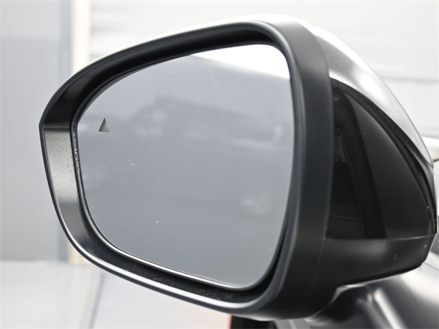 2025 Mitsubishi Outlander ES photo 4