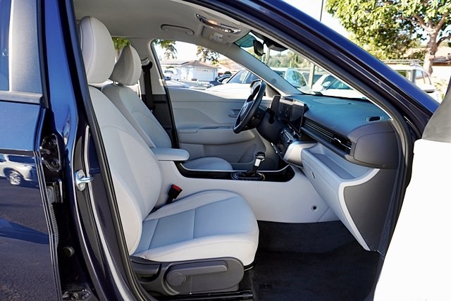 Used 2025 Blue Hyundai SEL image 10