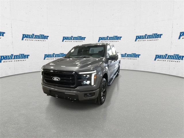 2025 Ford F-150 Lariat photo 3