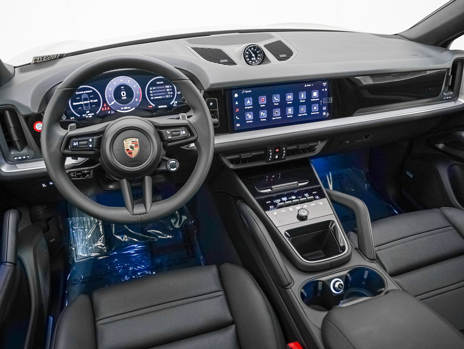 2025 Porsche Cayenne Coupe photo 19