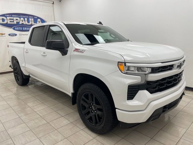 2026 Chevrolet Silverado Base's photo