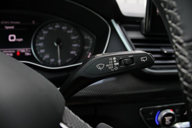 2022 Audi SQ5 Premium photo 12
