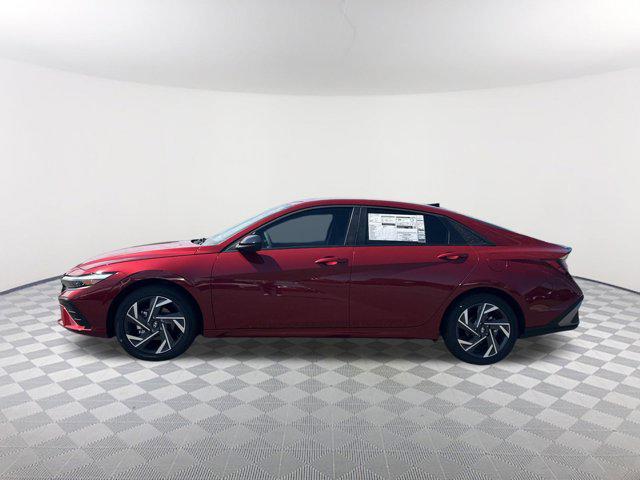2025 Hyundai Elantra SEL Sport photo 8