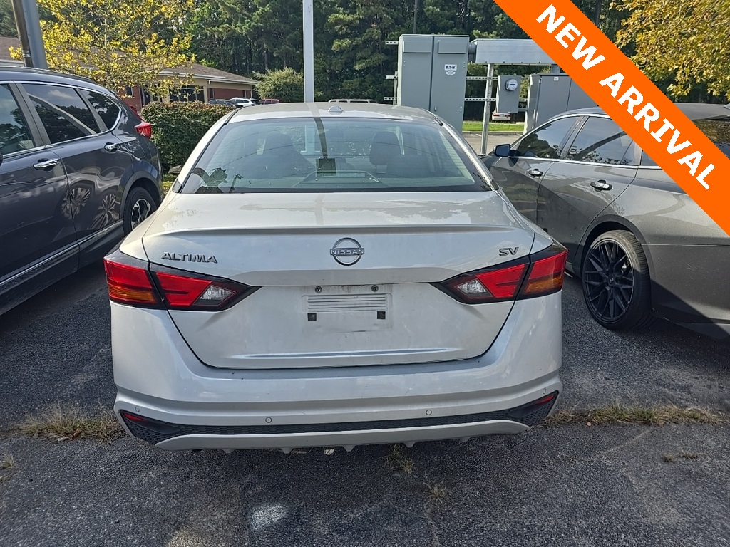 2023 Nissan Altima 2.5 SV photo 4