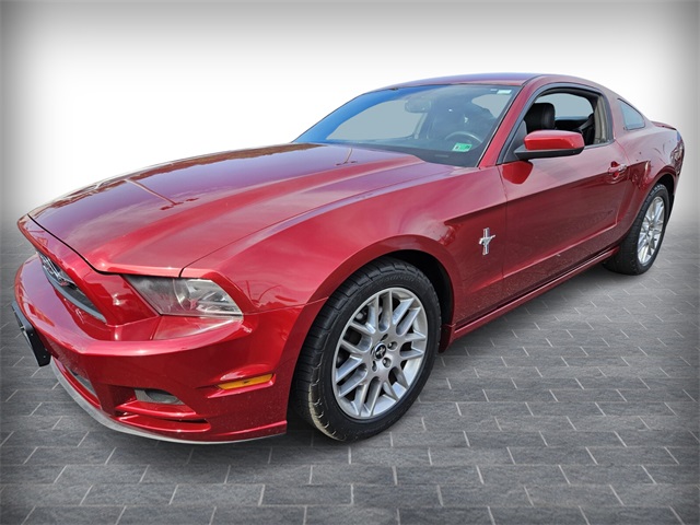 2014 Ford Mustang V6 Premium photo 3