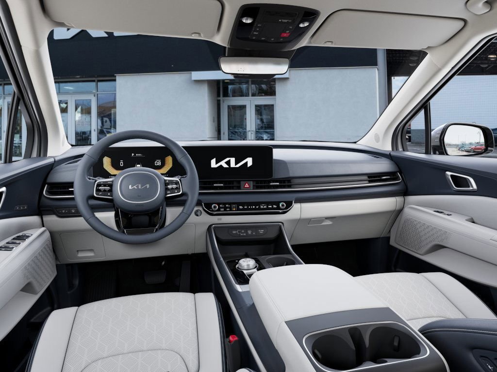 2026 Kia Carnival EX photo 12