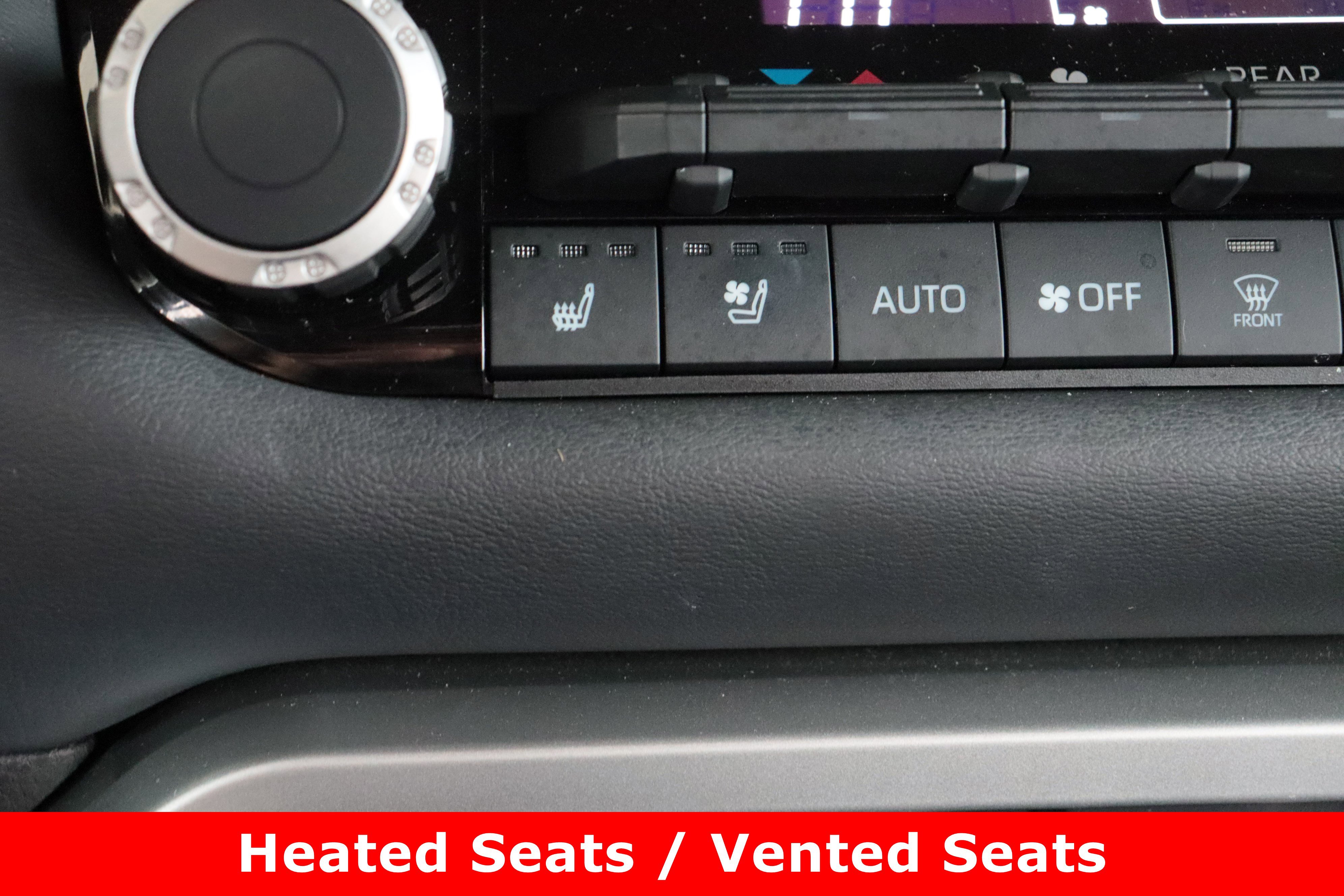 2024 Toyota Sequoia Platinum photo 17