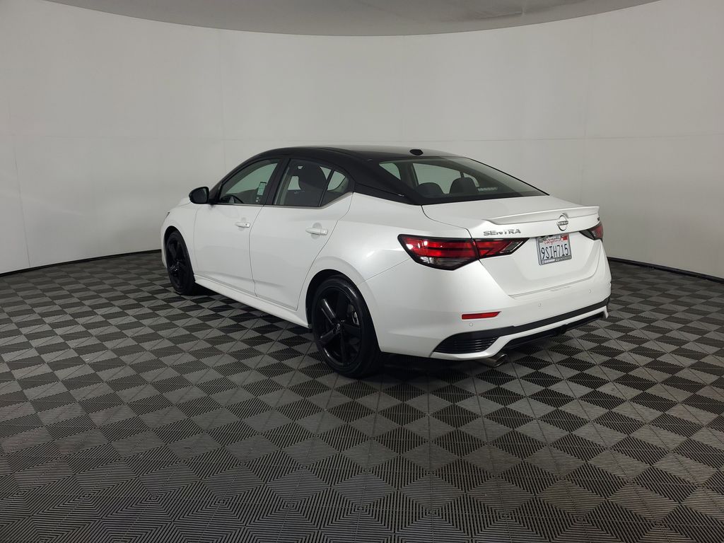2024 Nissan Sentra SR photo 3