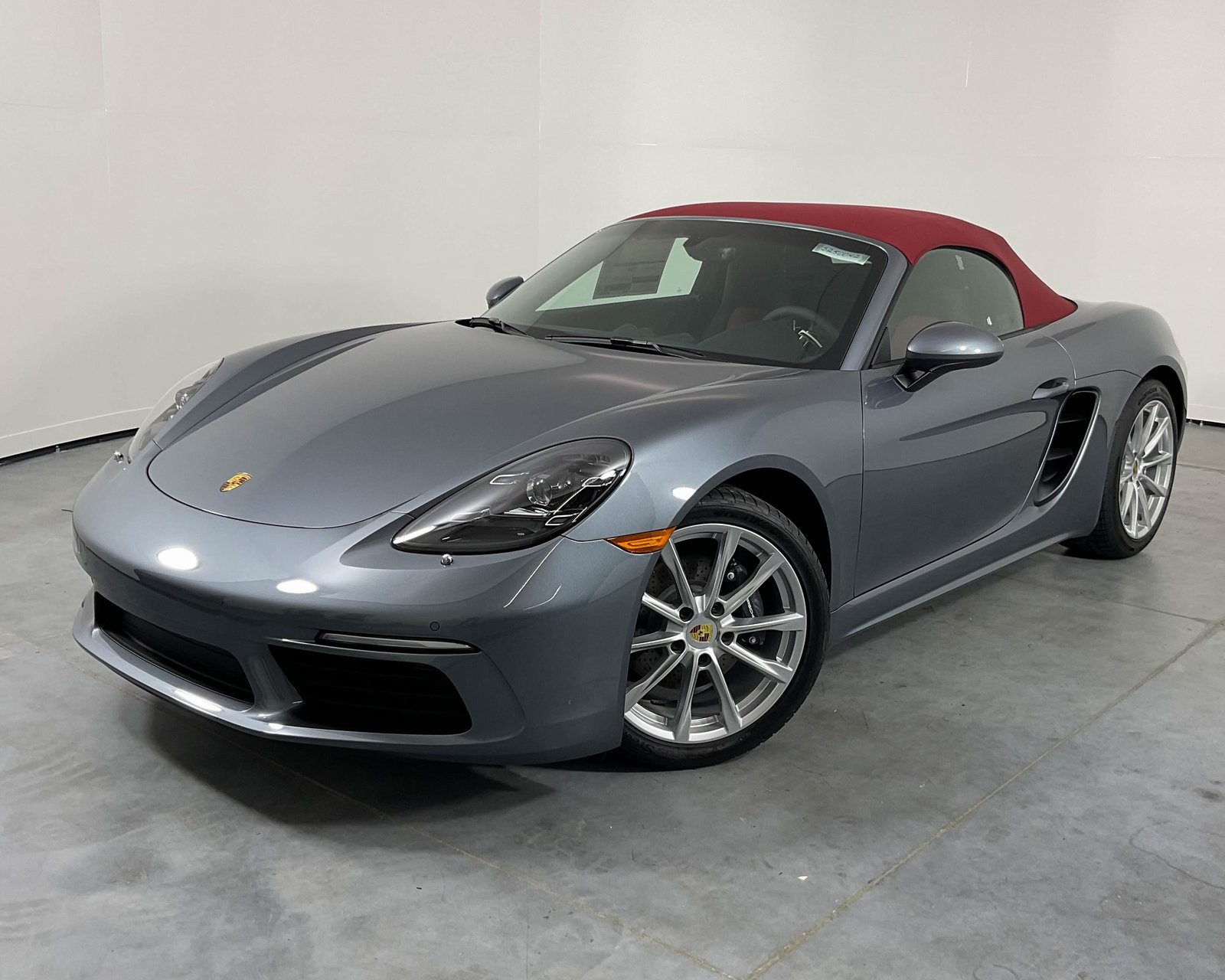 2025 Porsche 718