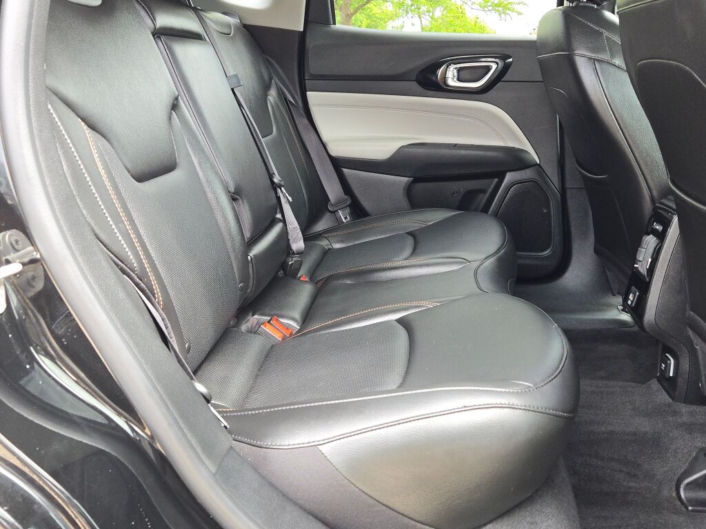 2022 Jeep Compass Limited photo 9