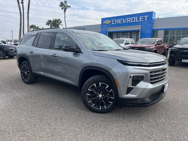 2026 Chevrolet Traverse LT's photo