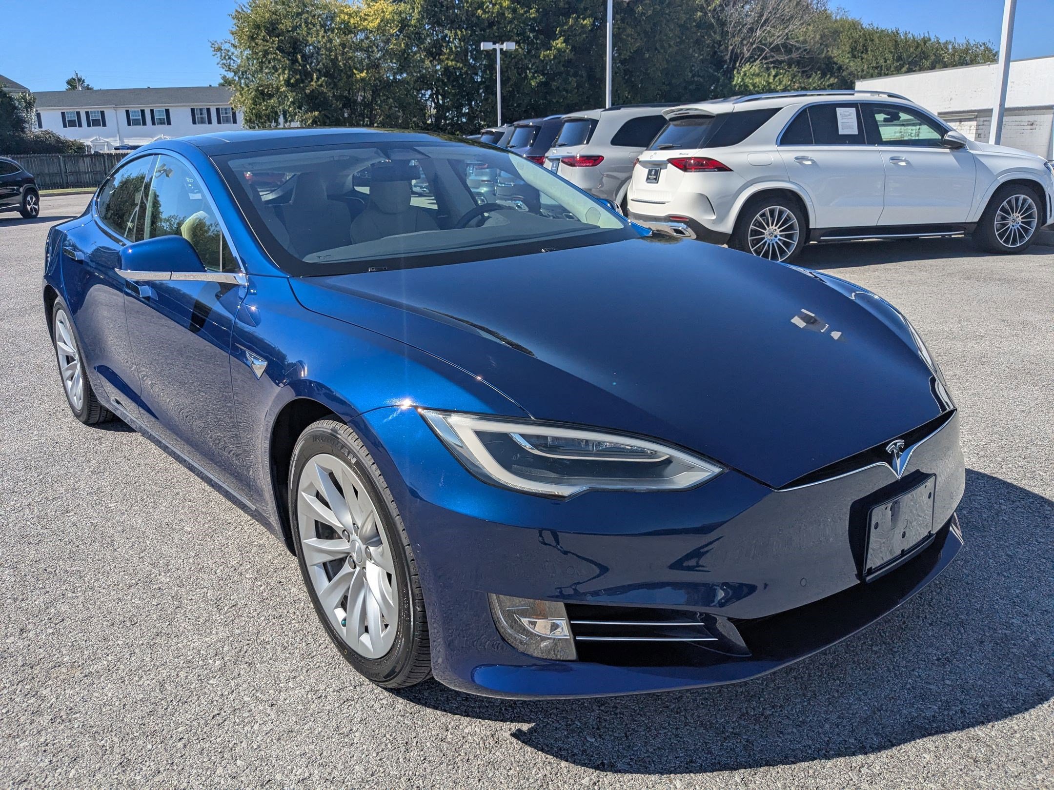 2017 Tesla Model S 60 photo 3