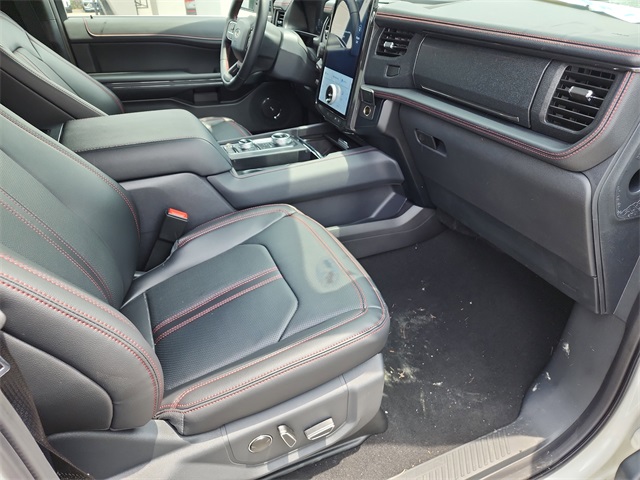 2024 Ford Expedition Limited photo 8