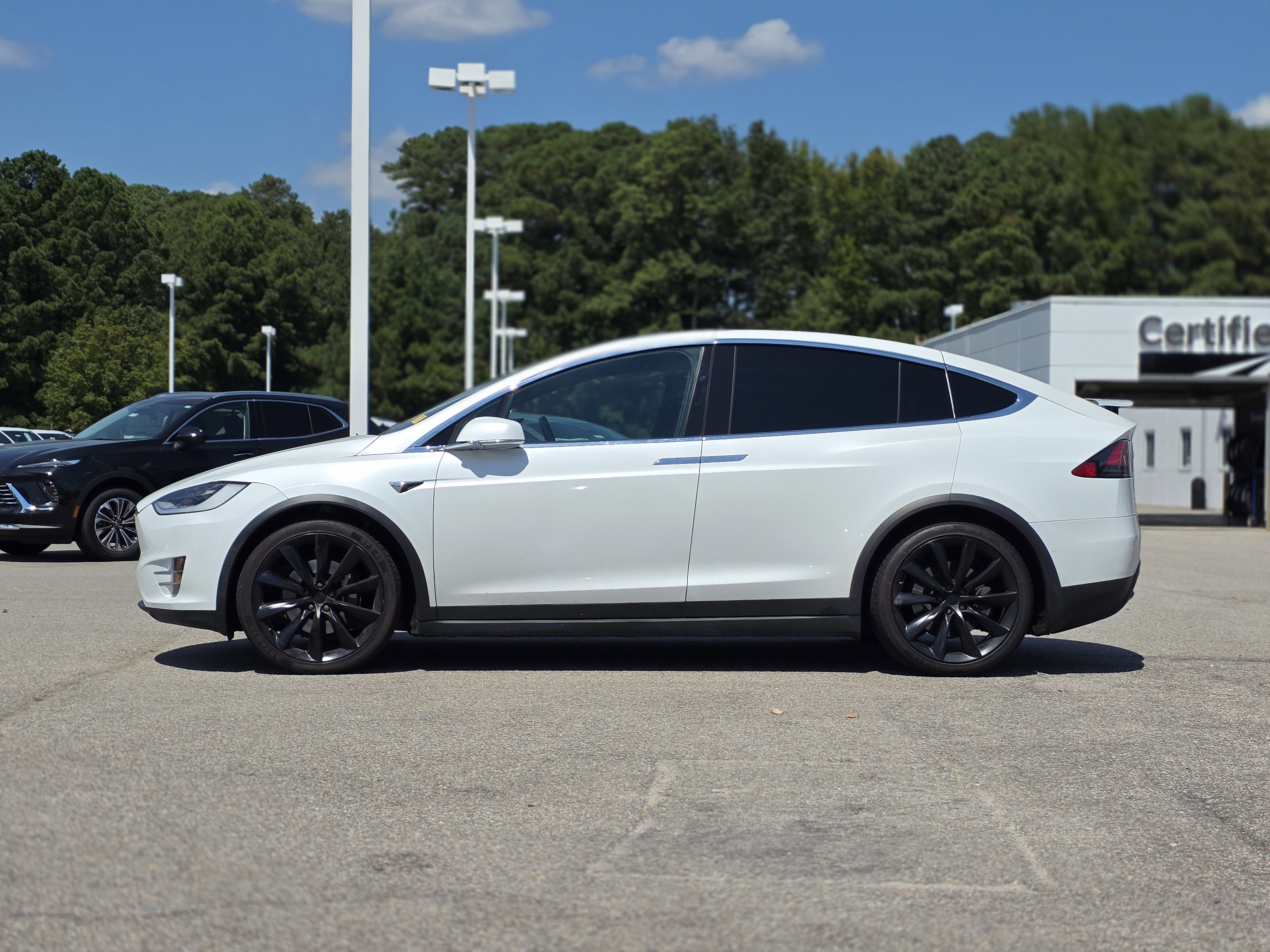 2020 Tesla Model X Long Range photo 3