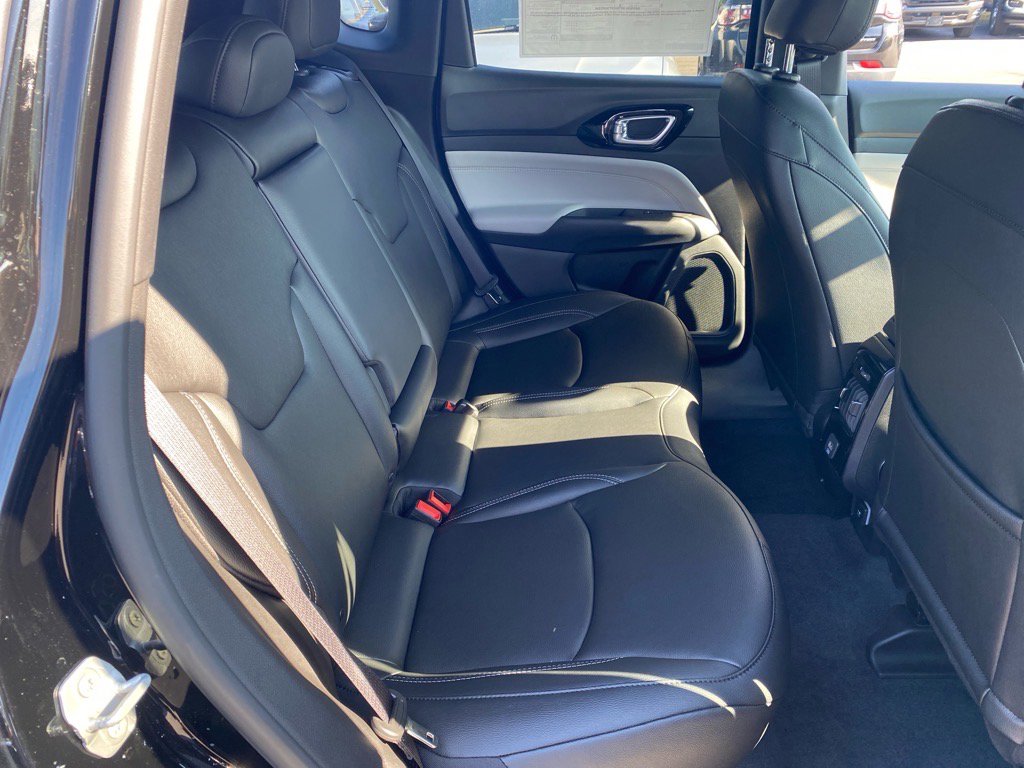 2025 Jeep Compass Limited photo 15