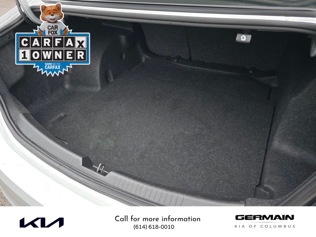 2020 Chevrolet Malibu LS photo 17