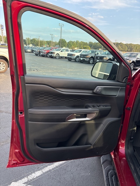 2025 Ford Ranger XLT photo 14