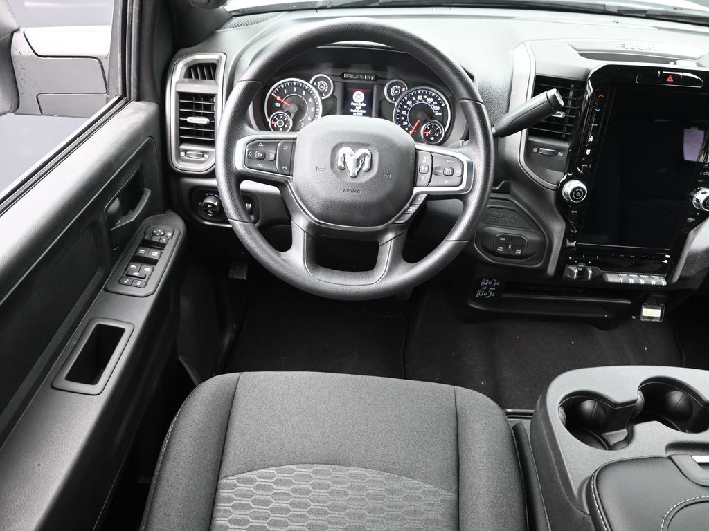 2026 Ram 2500 Tradesman photo 9