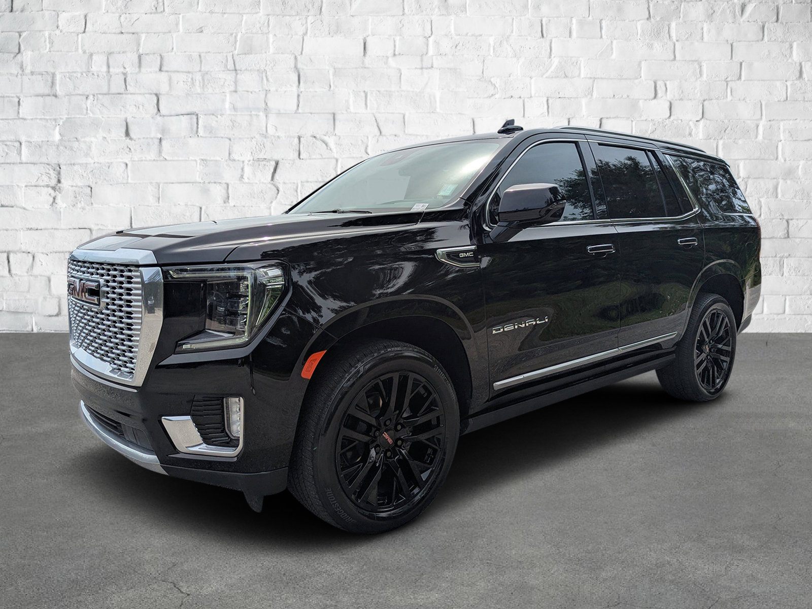 2023 Gmc Yukon Denali photo 2