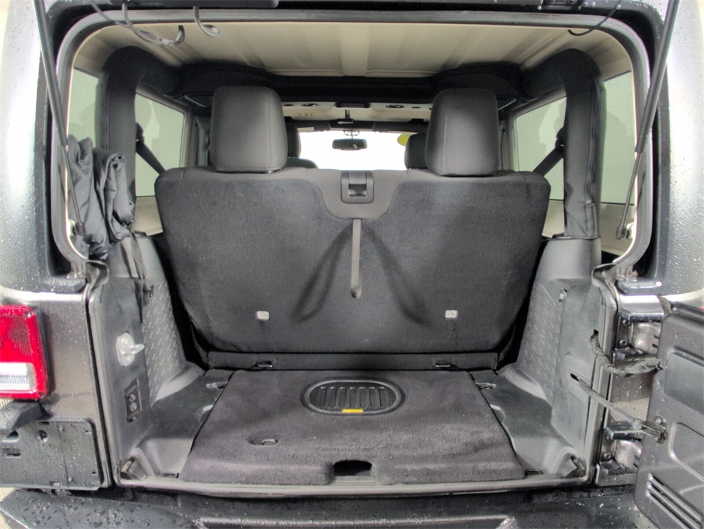 2017 Jeep Wrangler Sport photo 9