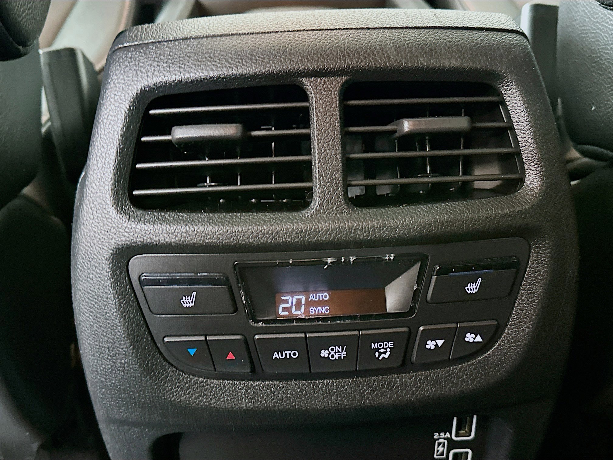 2022 Honda Pilot TrailSport photo 24