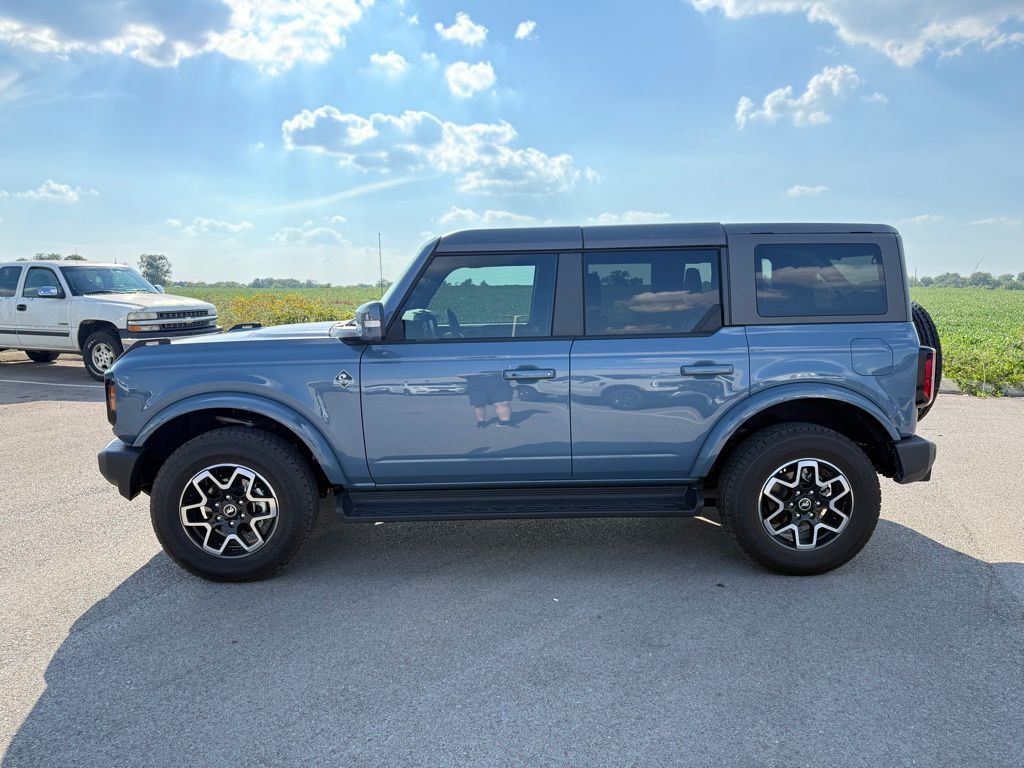 2025 Ford Bronco Outer Banks photo 20