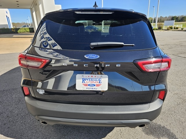 2025 Ford Escape ST-Line photo 3