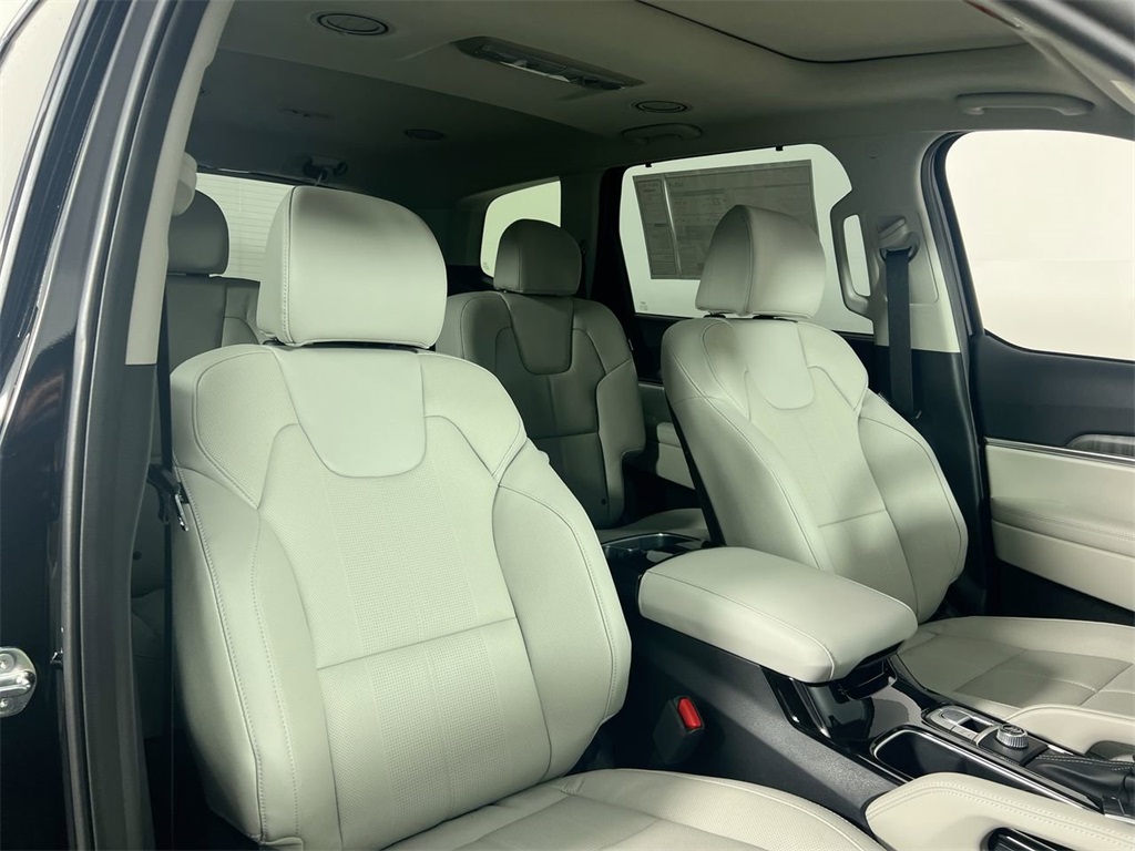 2025 Kia Telluride EX photo 29
