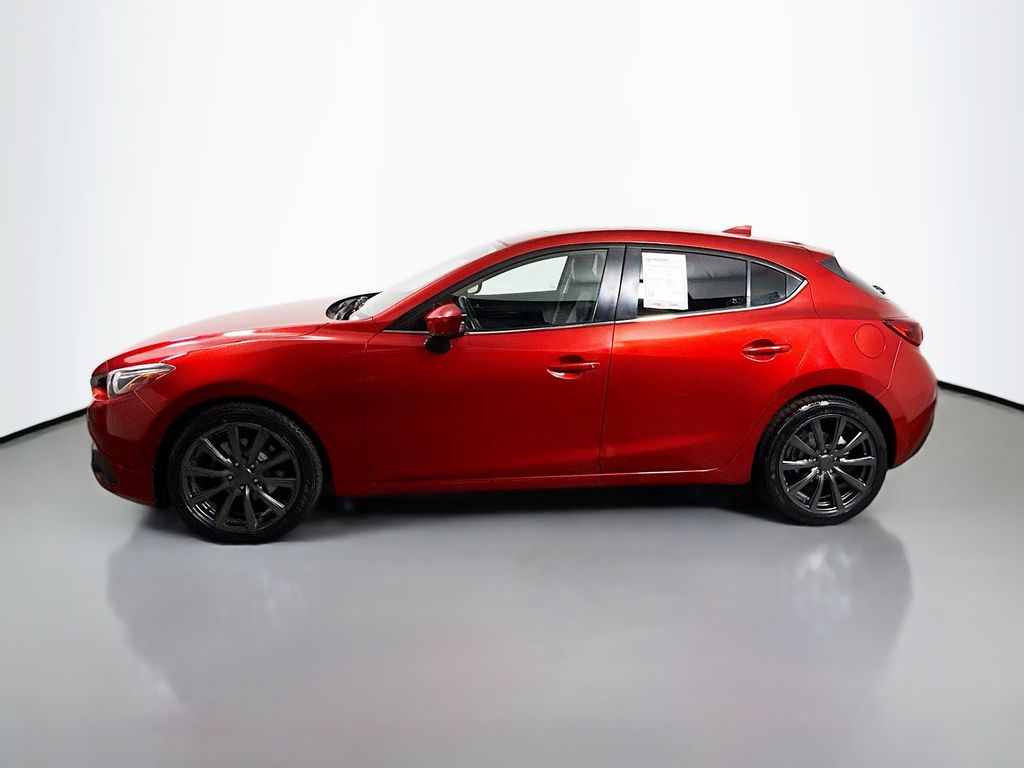 2016 Mazda Mazda3 Grand Touring photo 4