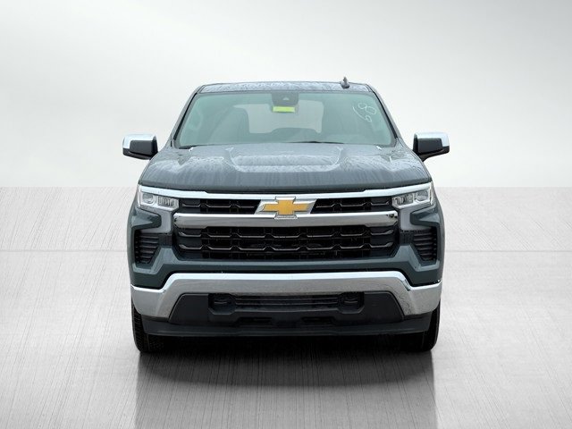 2025 Chevrolet Silverado 1500 LT photo 9