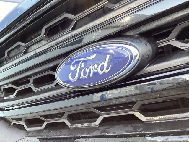 2022 Ford EcoSport SES photo 4