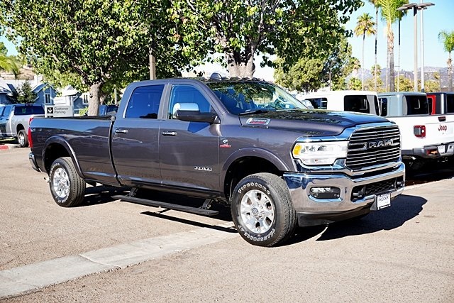 2022 Ram 3500 Laramie photo 5