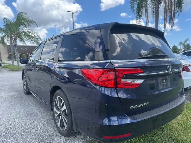 2022 Honda Odyssey Touring photo 6
