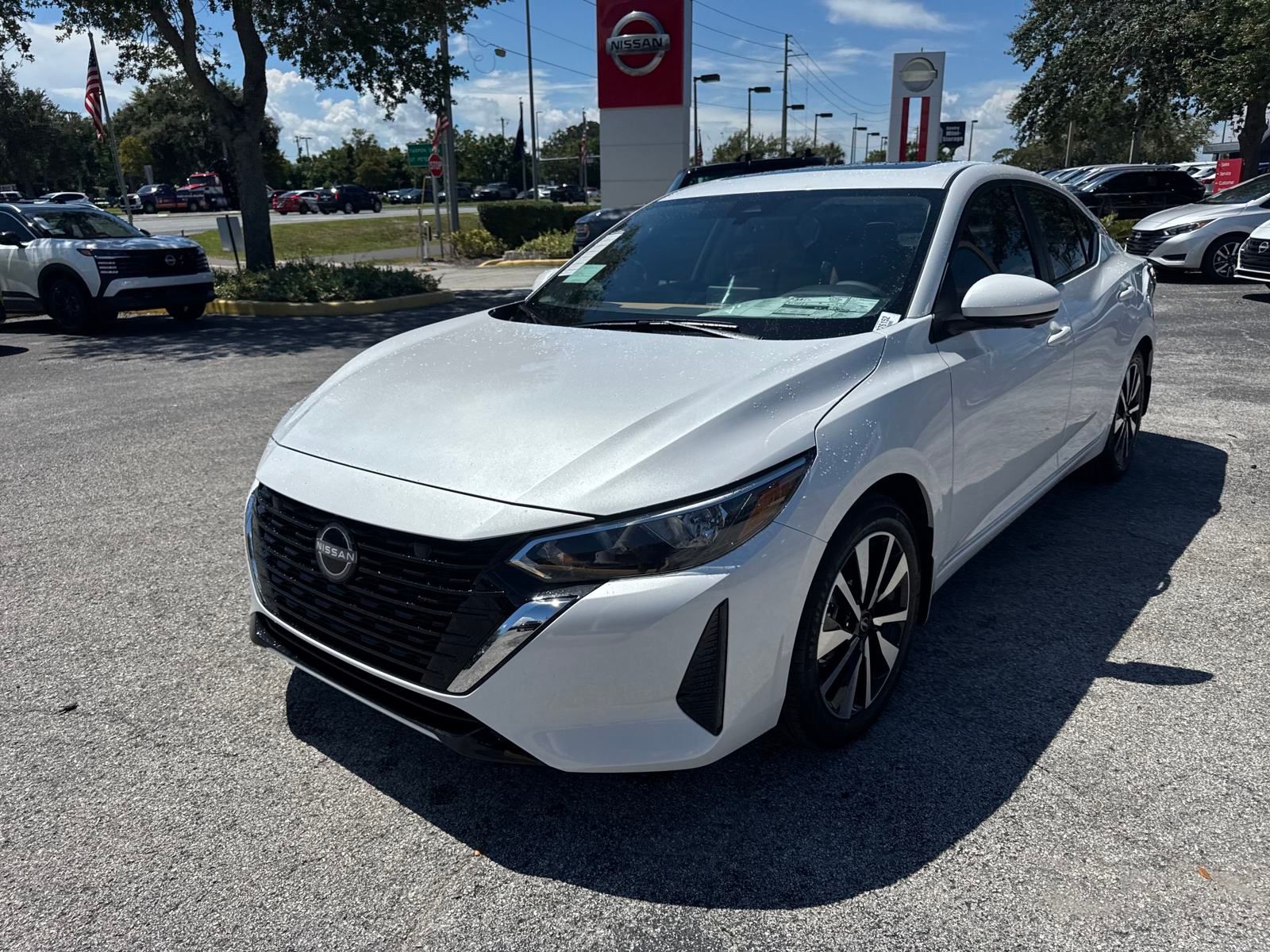 2025 Nissan Sentra SV photo 2