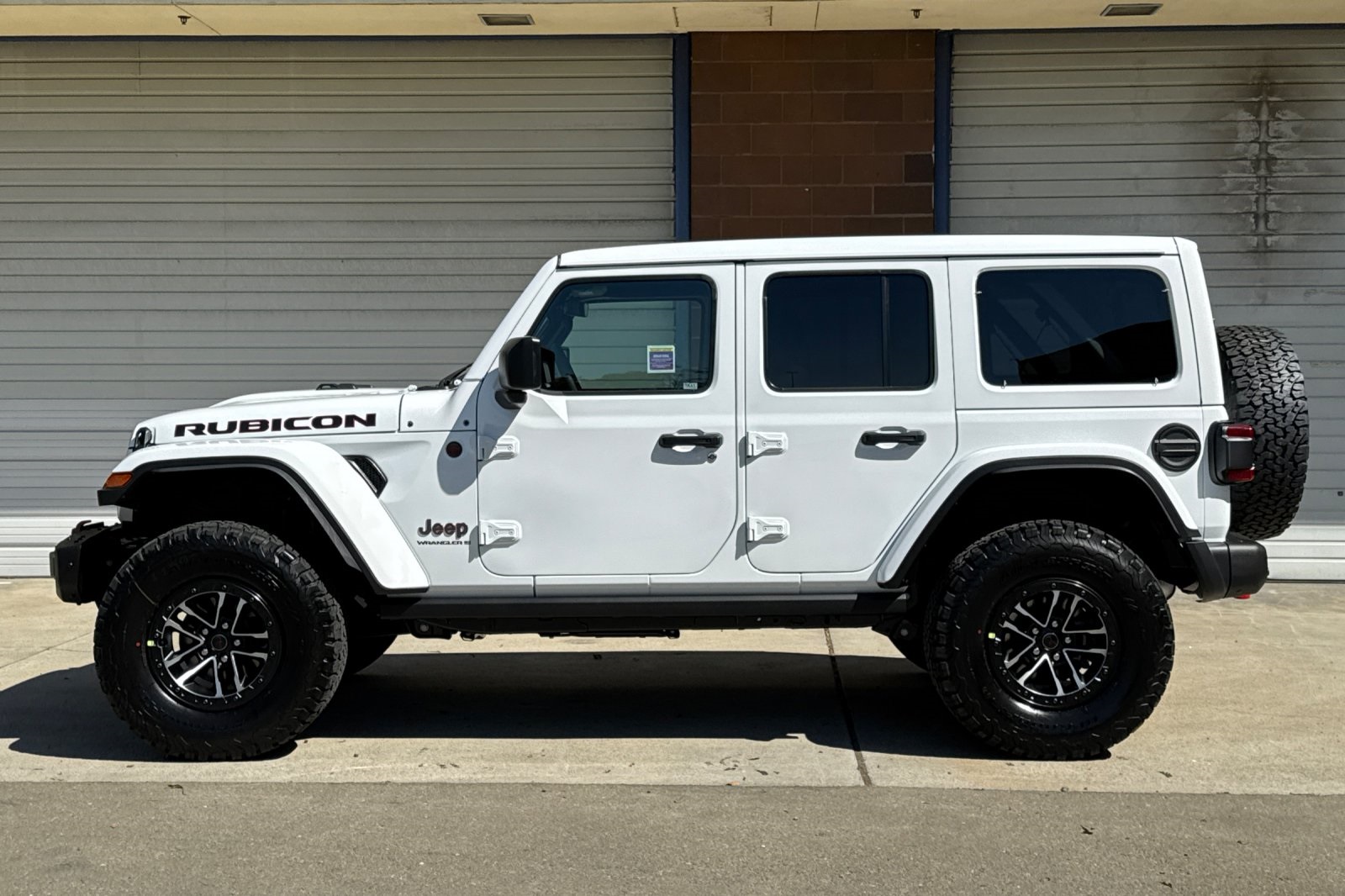 2025 Jeep Wrangler Rubicon X photo 6