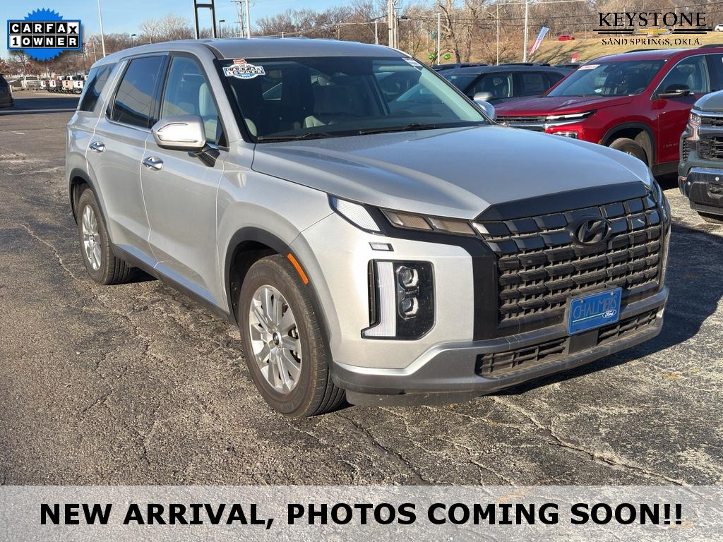 2024 Hyundai Palisade SE's photo