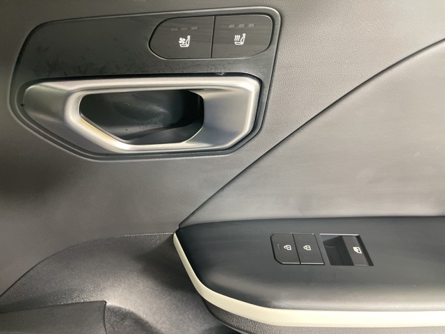 2025 Kia K4 GT-Line photo 12