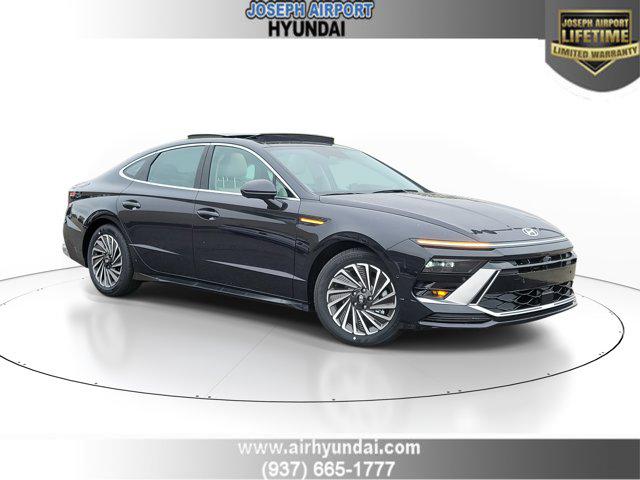 2026 Hyundai Sonata Hybrid Limited's photo