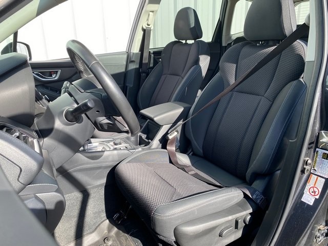 2019 Subaru Forester Premium photo 19