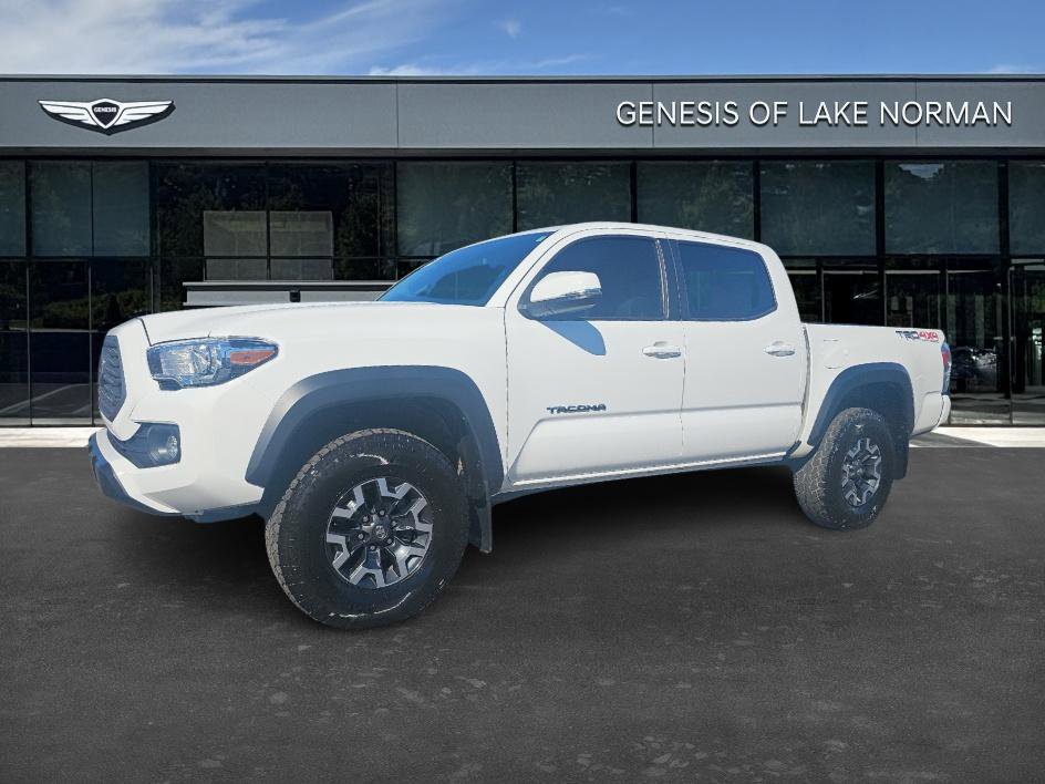 2022 Toyota Tacoma TRD Off Road's photo