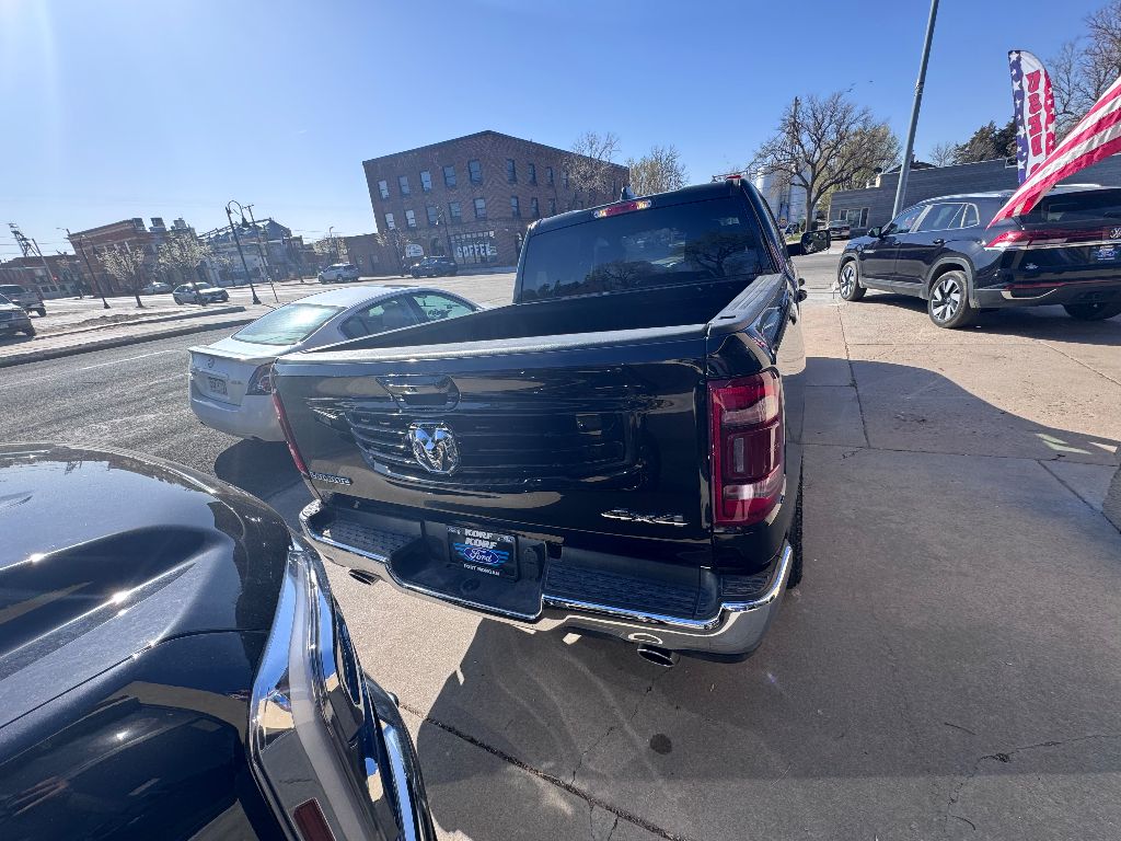 2024 Ram 1500 Laramie photo 4