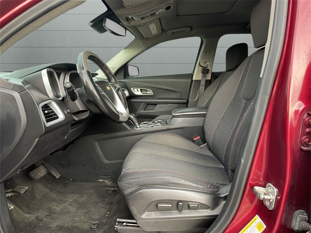 2016 Chevrolet Equinox LT photo 12